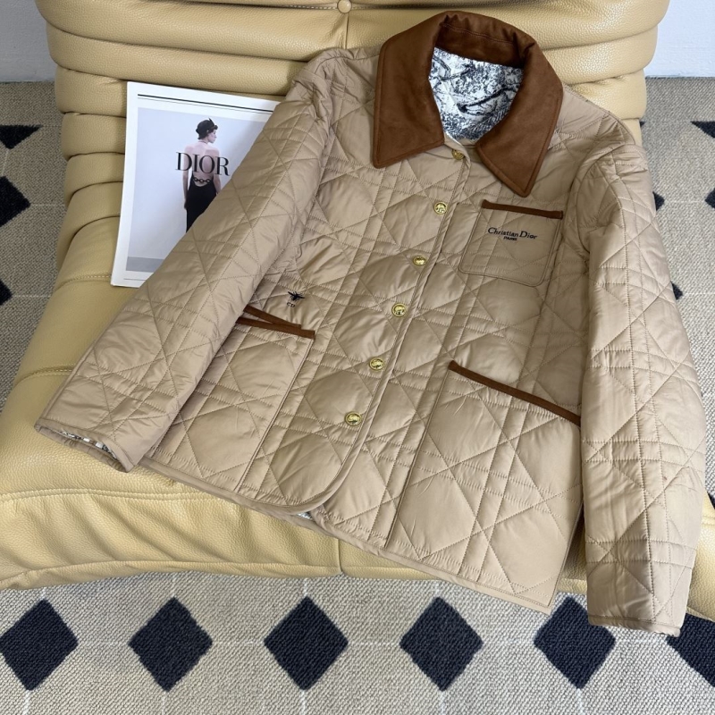 chr1st1an D10r outwear